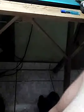 Snapshot of Cris29_84 chatting on March 16, 2026, 9:46 am Cris29 84 online show from March 16, 2026, 9:46 am