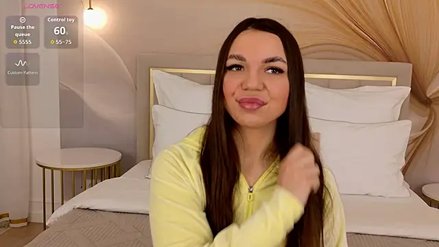 CamillaLarson online show from February 6, 2026, 3:02 am