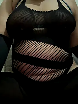 AditiIndia online show from November 3, 2025, 10:13 pm