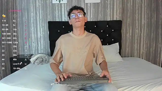 Daviid laidd online show from September 16, 2025, 6:53 pm