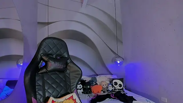 IamNayuta online show from November 28, 2025, 8:20 pm