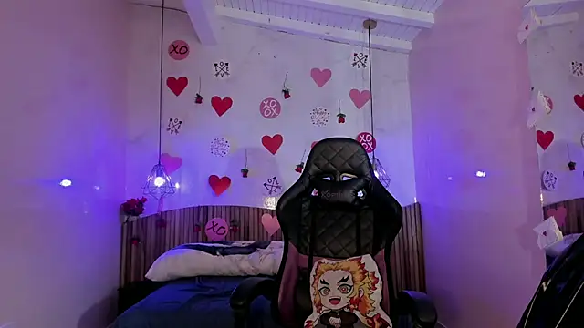 Snapshot of IamNayuta chatting on February 13, 2026, 3:28 am IamNayuta online show from February 13, 2026, 3:28 am