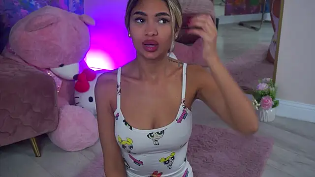 Snapshot of AshaYuva chatting on October 25, 2025, 10:58 am AshaYuva online show from October 25, 2025, 10:58 am