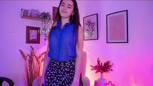 Gia Paige18 online show from October 30, 2025, 2:14 pm