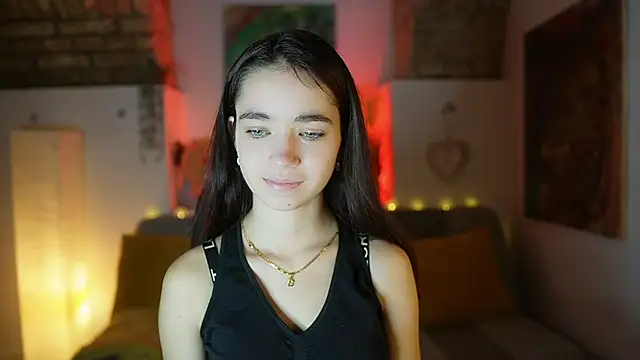 Gia Paige18 online show from January 25, 2025, 9:04 am