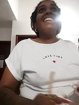 Snapshot of ELLA_KELLY chatting on November 8, 2025, 11:36 am ELLA KELLY online show from November 8, 2025, 11:36 am