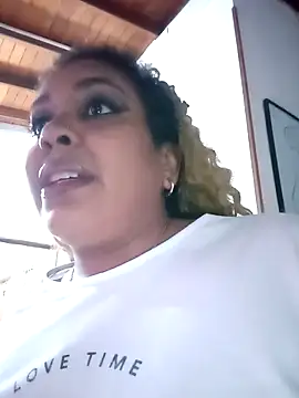 ELLA KELLY online show from March 13, 2026, 12:10 pm