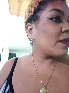 Snapshot of ELLA_KELLY chatting on April 28, 2026, 11:36 am ELLA KELLY online show from April 28, 2026, 11:36 am
