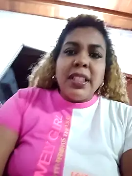 ELLA KELLY online show from March 20, 2026, 11:33 am