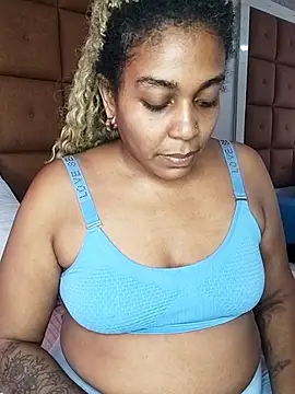 Snapshot of ELLA_KELLY chatting on October 10, 2025, 11:11 am ELLA KELLY online show from October 10, 2025, 11:11 am