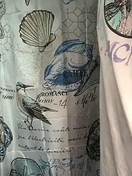 Snapshot of 1lovelygirls chatting on October 31, 2025, 12:18 am 1lovelygirls online show from October 31, 2025, 12:18 am