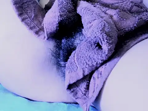 Snapshot of kuromi69 chatting on February 10, 2026, 5:28 am kuromi69 online show from February 10, 2026, 5:28 am