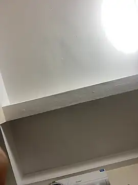 Louis Baby online show from March 7, 2025, 5:08 am