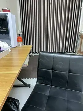 Louis Baby online show from December 31, 2024, 5:40 pm