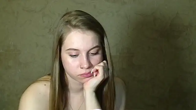 Snapshot of KirraLiam chatting on March 9, 2025, 6:00 pm KirraLiam online show from March 9, 2025, 6:00 pm
