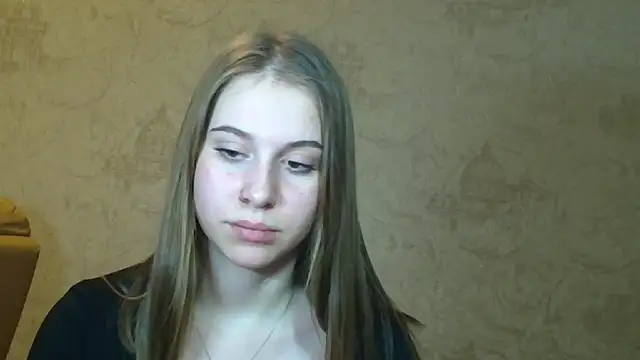 Snapshot of KirraLiam chatting on February 6, 2025, 4:03 pm KirraLiam online show from February 6, 2025, 4:03 pm