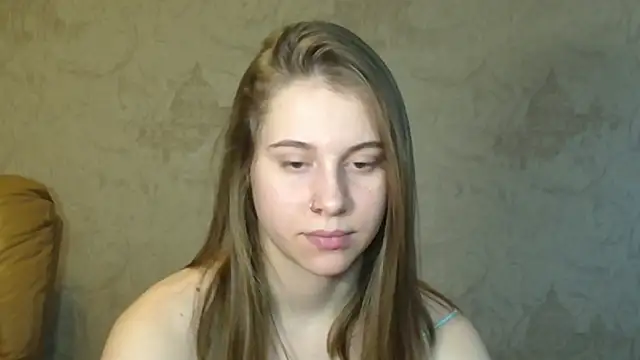 Snapshot of KirraLiam chatting on March 1, 2025, 3:05 pm KirraLiam online show from March 1, 2025, 3:05 pm