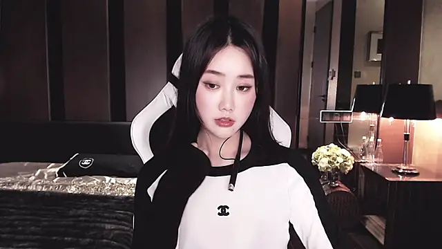 Snapshot of Cartier-__Daji- chatting on February 15, 2026, 7:51 am Cartier- Daji- online show from February 15, 2026, 7:51 am