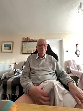 cutaboverest online show from February 15, 2026, 4:06 pm