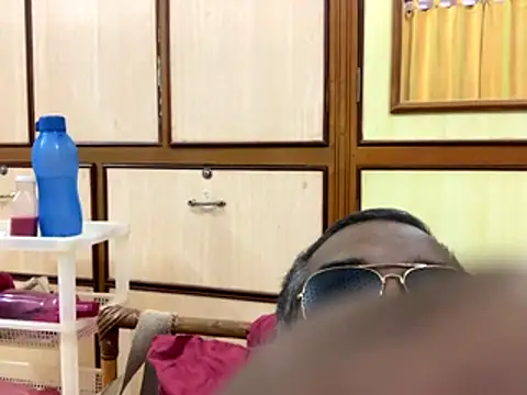 Lookin4Kinky Partner online show from November 22, 2025, 4:44 am