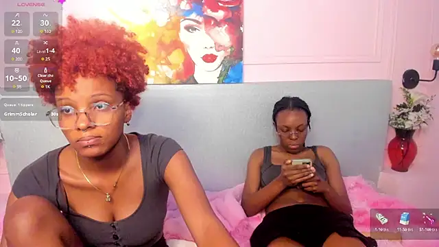 LiannaDixon online show from February 21, 2025, 2:06 pm