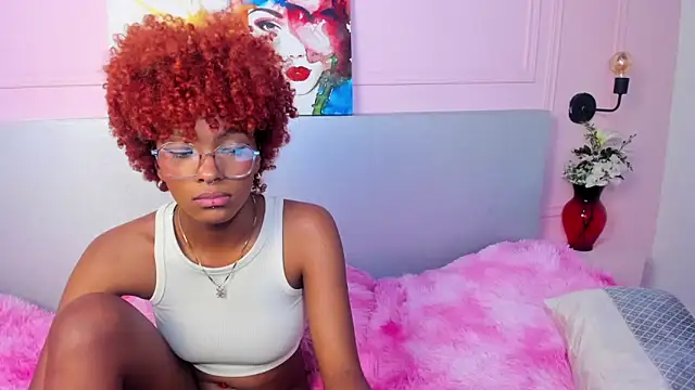 LiannaDixon online show from March 4, 2025, 2:06 am