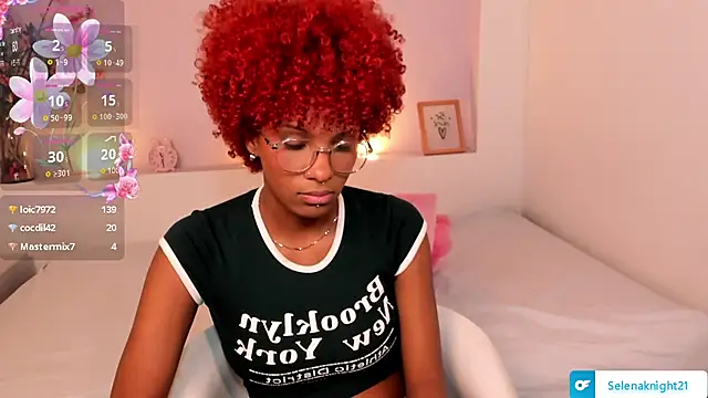 LiannaDixon online show from January 21, 2025, 4:27 pm