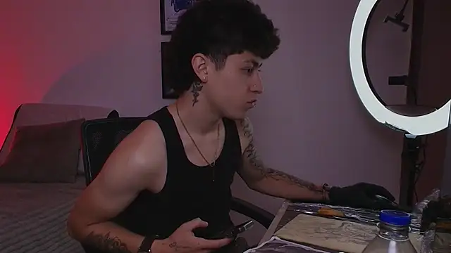 Snapshot of Ares_Dickson chatting on September 14, 2025, 6:41 pm Ares Dickson online show from September 14, 2025, 6:41 pm
