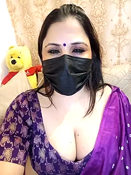 Snapshot of Jiya22 chatting on November 20, 2025, 5:35 pm Jiya22 online show from November 20, 2025, 5:35 pm