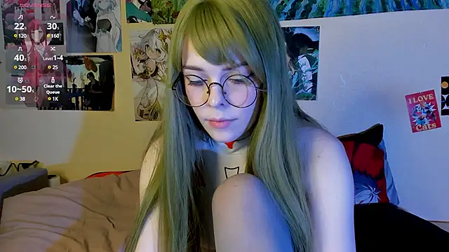 Snapshot of Freezy_Gerda chatting on February 17, 2025, 5:34 pm Freezy Gerda online show from February 17, 2025, 5:34 pm