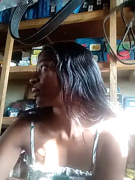 Snapshot of barehunny chatting on May 27, 2026, 8:43 am barehunny online show from May 27, 2026, 8:43 am