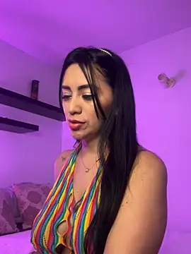 Snapshot of tamara_jay chatting on February 6, 2025, 8:34 pm tamara jay online show from February 6, 2025, 8:34 pm