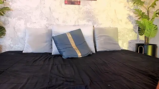 Snapshot of Nate_franco chatting on October 10, 2025, 2:23 am Nate franco online show from October 10, 2025, 2:23 am