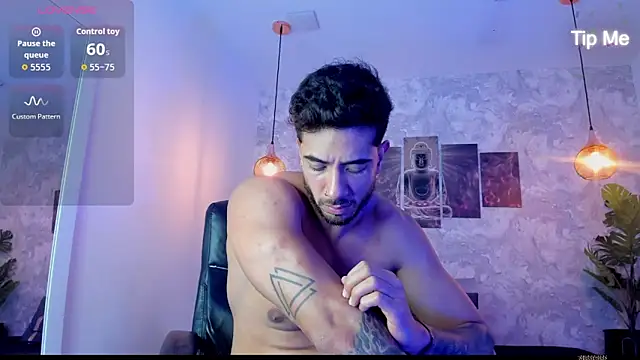 Snapshot of Nate_franco chatting on November 15, 2025, 7:29 pm Nate franco online show from November 15, 2025, 7:29 pm