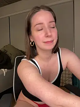 Snapshot of nerdynina chatting on January 4, 2025, 12:37 am nerdynina online show from January 4, 2025, 12:37 am