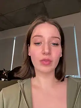 Snapshot of nerdynina chatting on February 17, 2025, 1:04 am nerdynina online show from February 17, 2025, 1:04 am