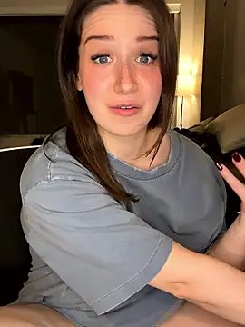 nerdynina online show from January 13, 2026, 12:15 am