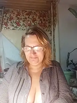 Forest-Lady online show from November 5, 2025, 1:36 pm