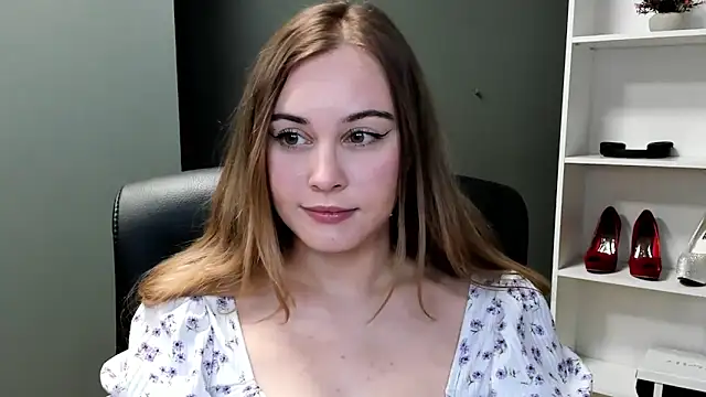 kitty valeria online show from February 22, 2026, 3:02 pm