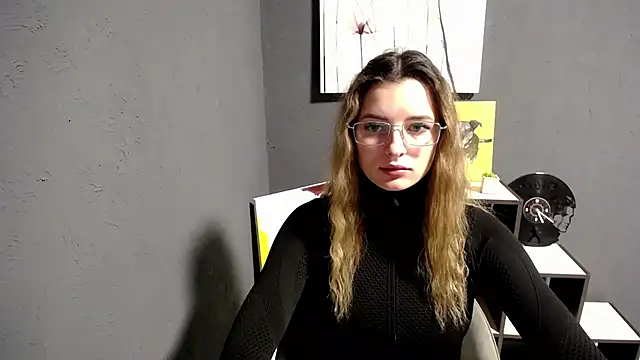 lady olivia  online show from October 30, 2025, 1:09 pm