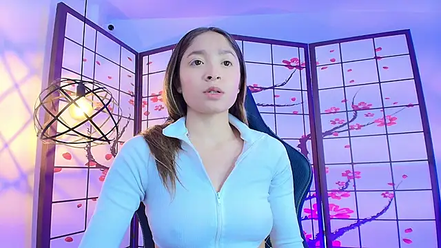 Victoria Adams14 online show from October 10, 2025, 3:18 am