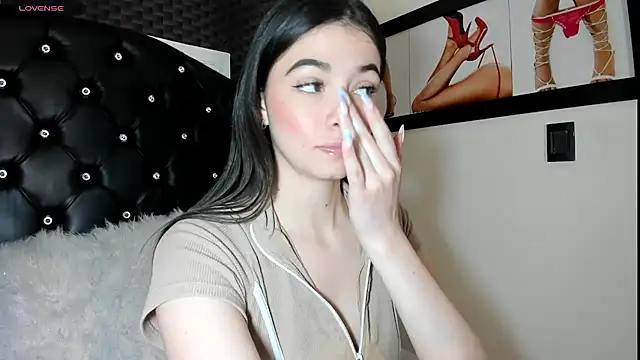 diana queen  online show from November 19, 2025, 9:15 pm