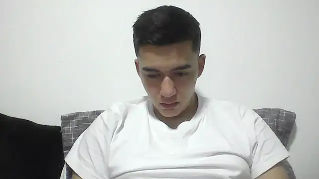 Estebitan vm online show from December 16, 2025, 4:06 am