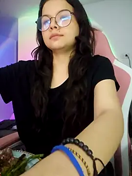 Snapshot of azumiichan chatting on November 4, 2025, 11:52 pm azumiichan online show from November 4, 2025, 11:52 pm