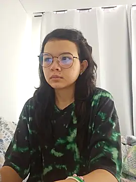 azumiichan online show from March 17, 2026, 3:04 pm