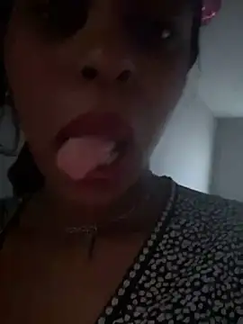 CamGirlLeanna online show from February 25, 2025, 11:04 pm