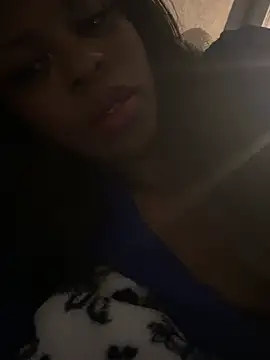 CamGirlLeanna online show from January 25, 2025, 6:45 am