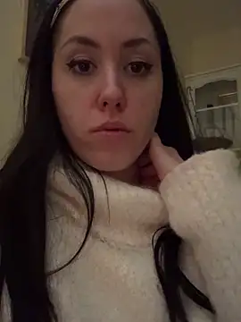 lil-lolla55 online show from January 21, 2025, 12:15 am