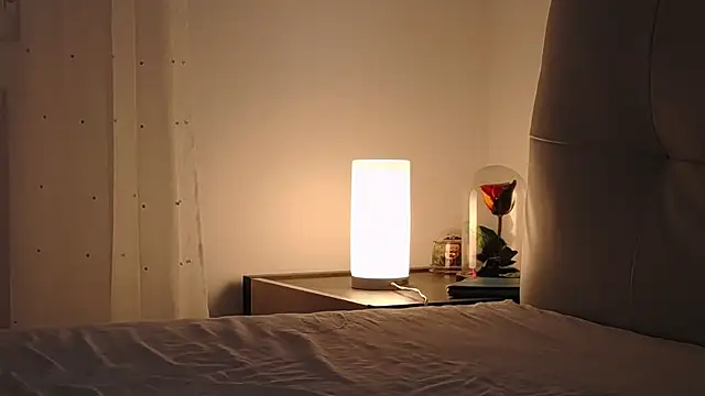 MariaMilan online show from October 19, 2025, 4:04 am