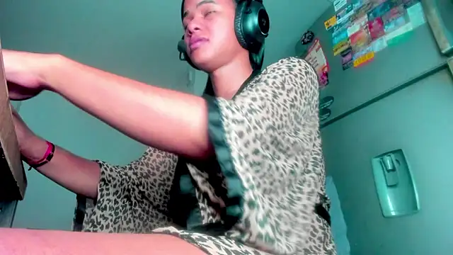 meghanSusexx online show from February 17, 2026, 11:35 pm